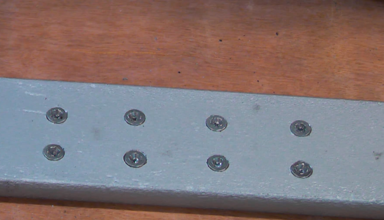 How to Unscrew a Screw Without a Screwdriver? ToolsProfy