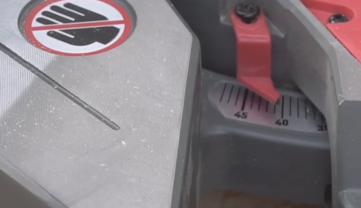 how-to-cut-trim-angles-without-a-miter-saw-toolsprofy