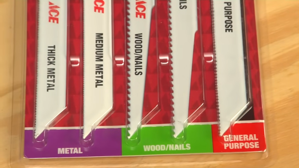 How Do The Sawzall Saws Or Reciprocating Saws Work?